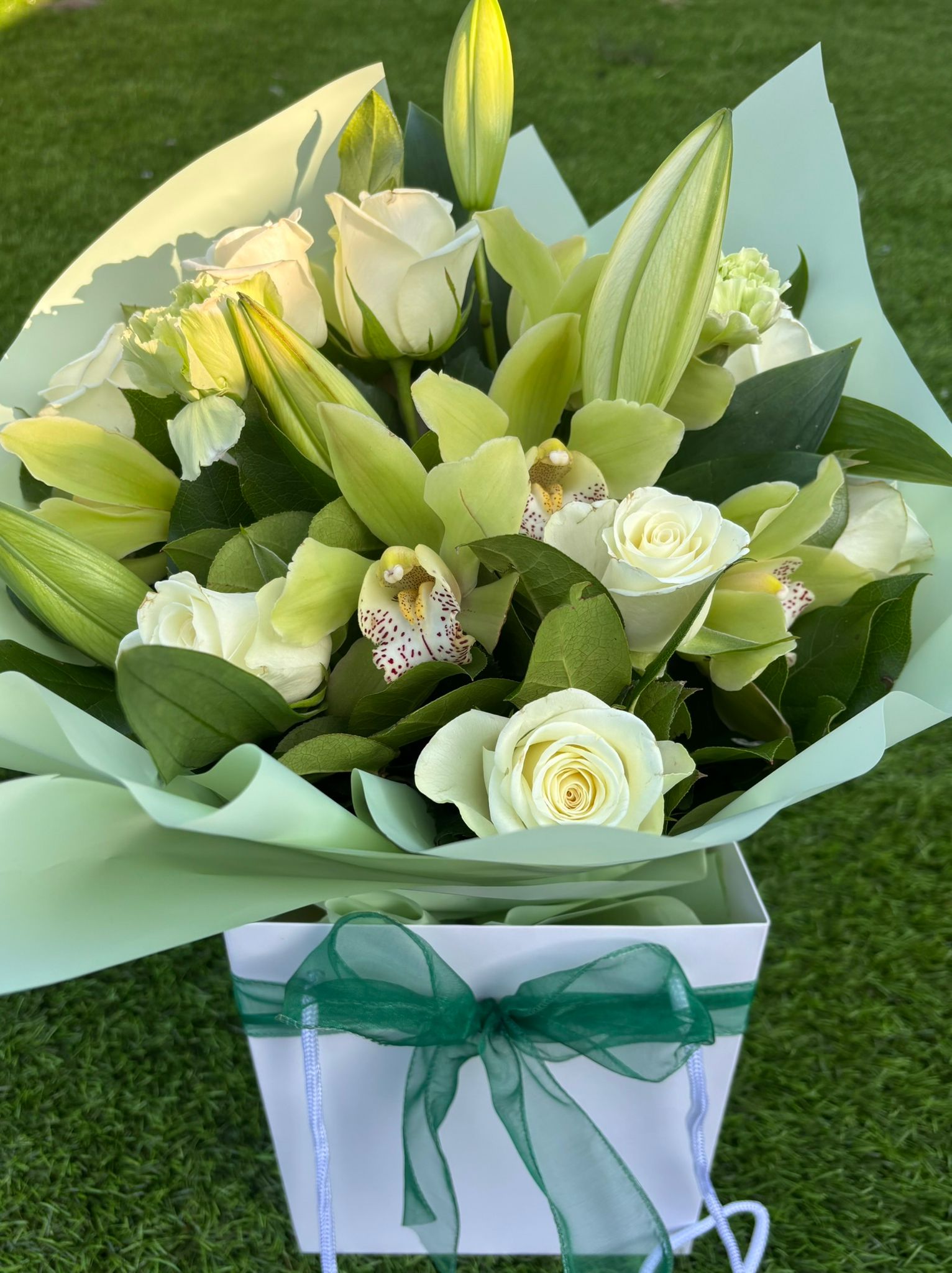 The Simplicity Bouquet - Image 2