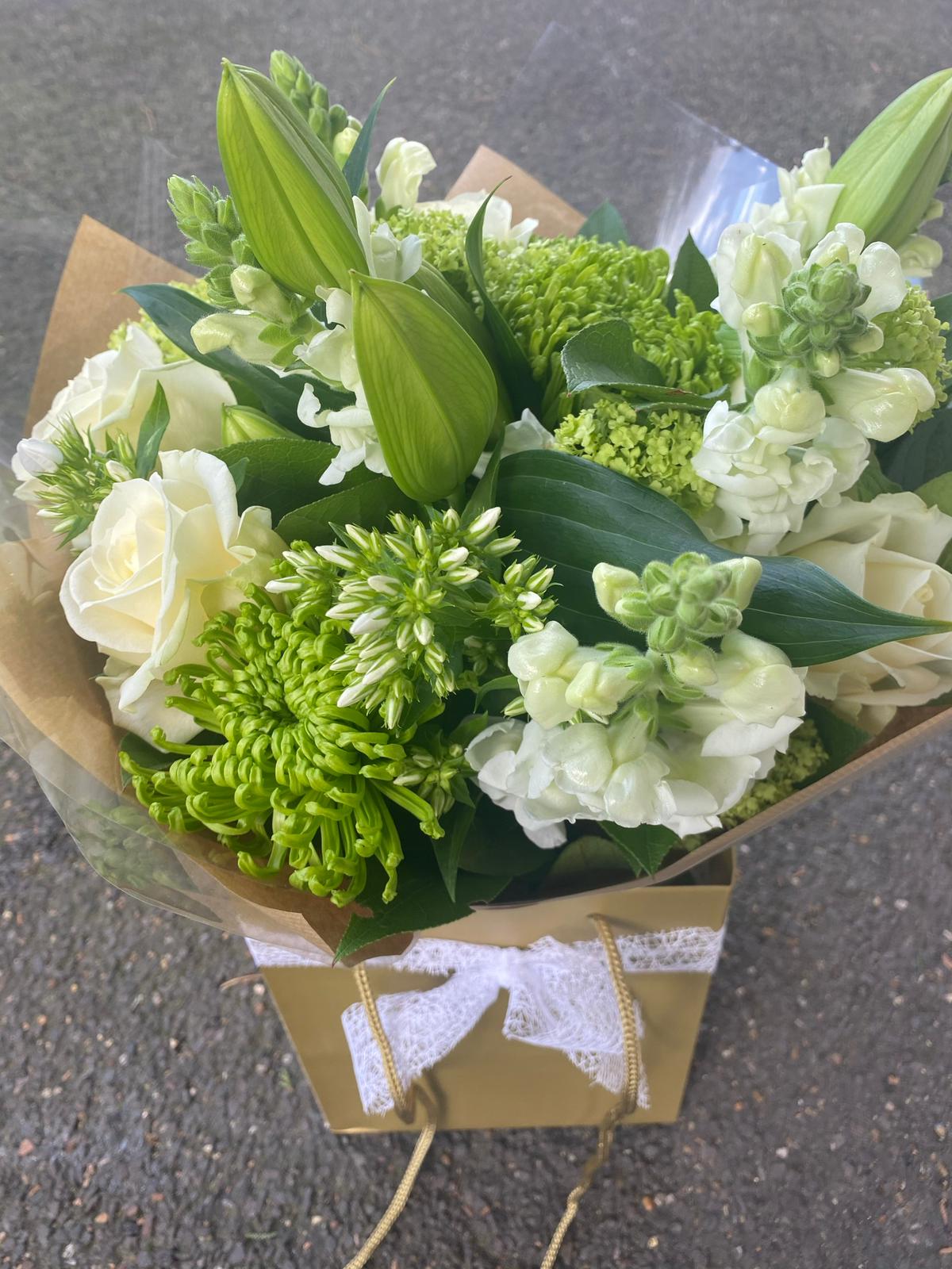 The Simplicity Bouquet - Image 4