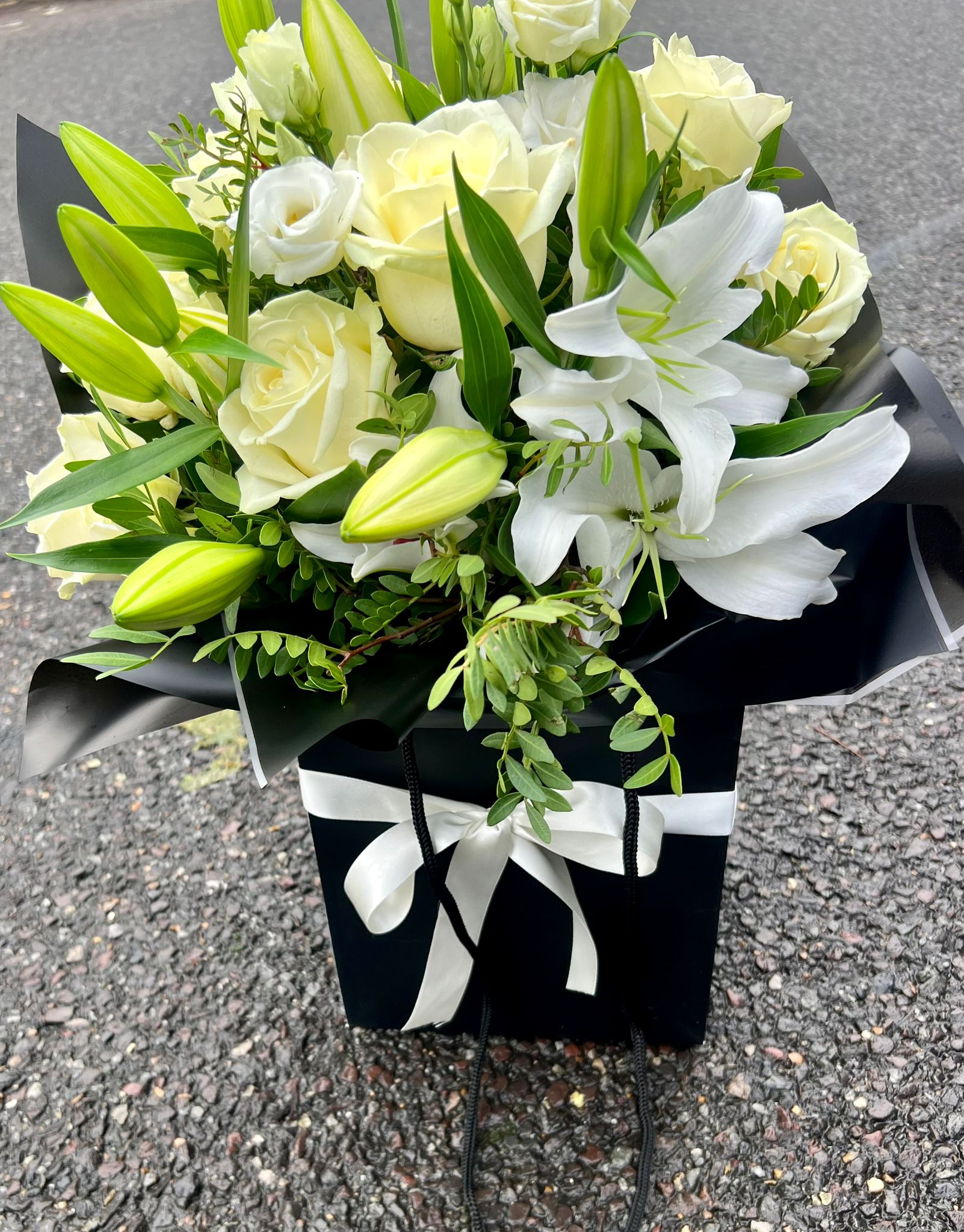The Simplicity Bouquet - Image 8